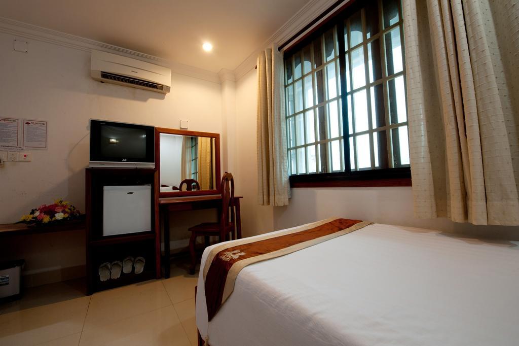 Circuit Hotel & Cafe - Nana Hotel Phnom Pen Cameră foto